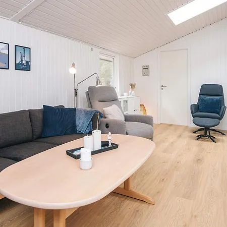 Nyaraló 8 Person In Lokken-by Traum
